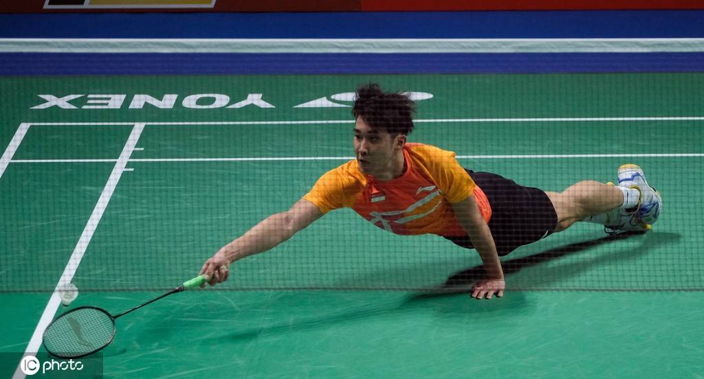 随着穆霍娃 随着穆霍娃